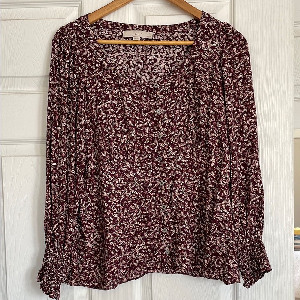 LOFT Women's Burgundy Floral Top